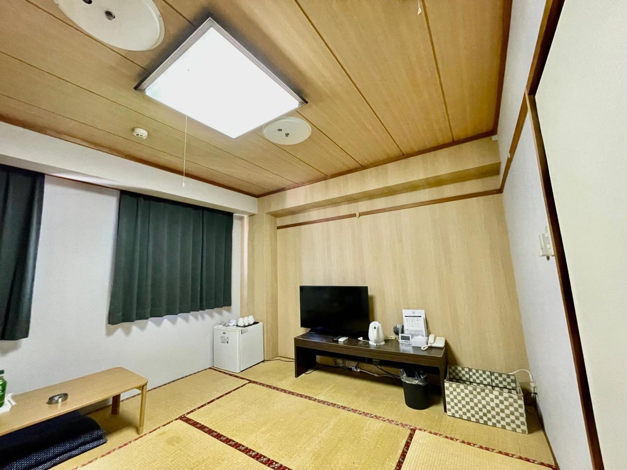 Hotel Select Inn Saitama Moroyama Ogose Екстер'єр фото